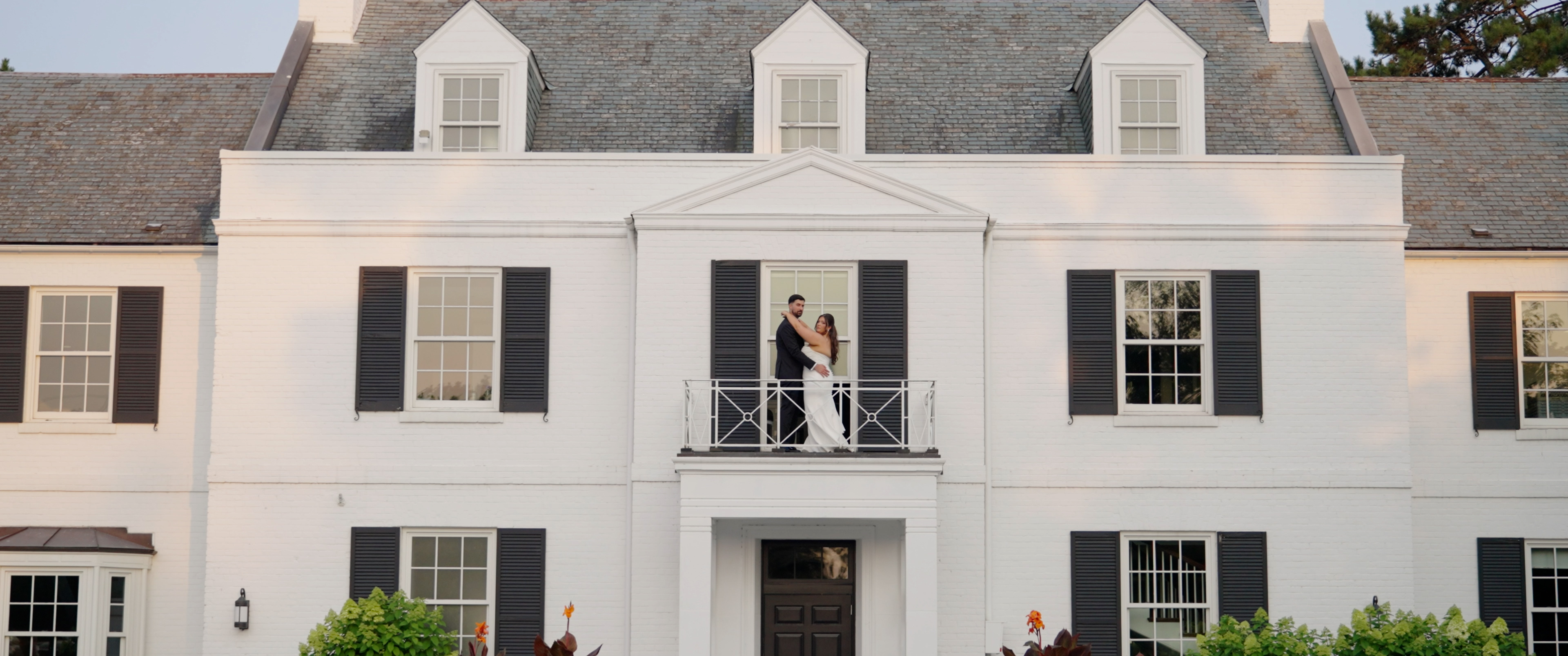 Wedding couple at Palm Beach estate